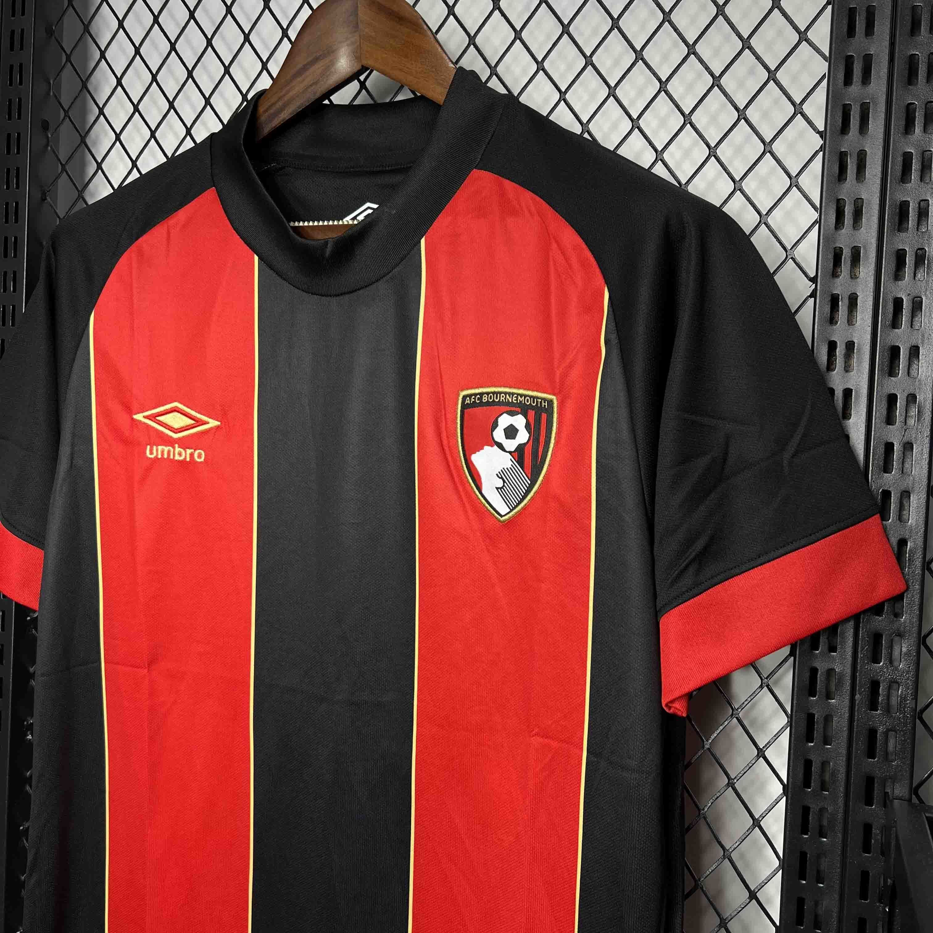 24-25 Bournemouth Home Kit Football Apparel AAAAJerseys Dropshipping Yupoo 4