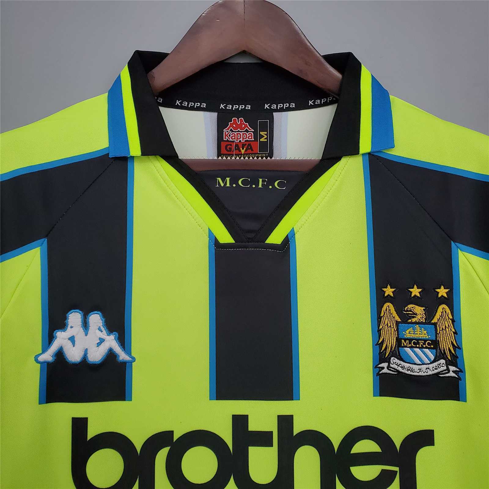 98-99 Manchester City away 5
