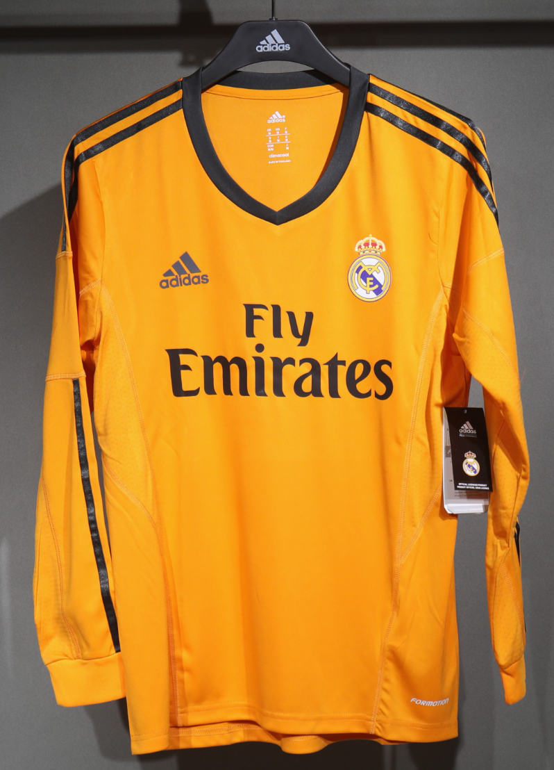 13-14 Real Madrid Third Away Retro Kit Vintage Player Version Sino Shirt AAAAJersey Dropship Yu 5