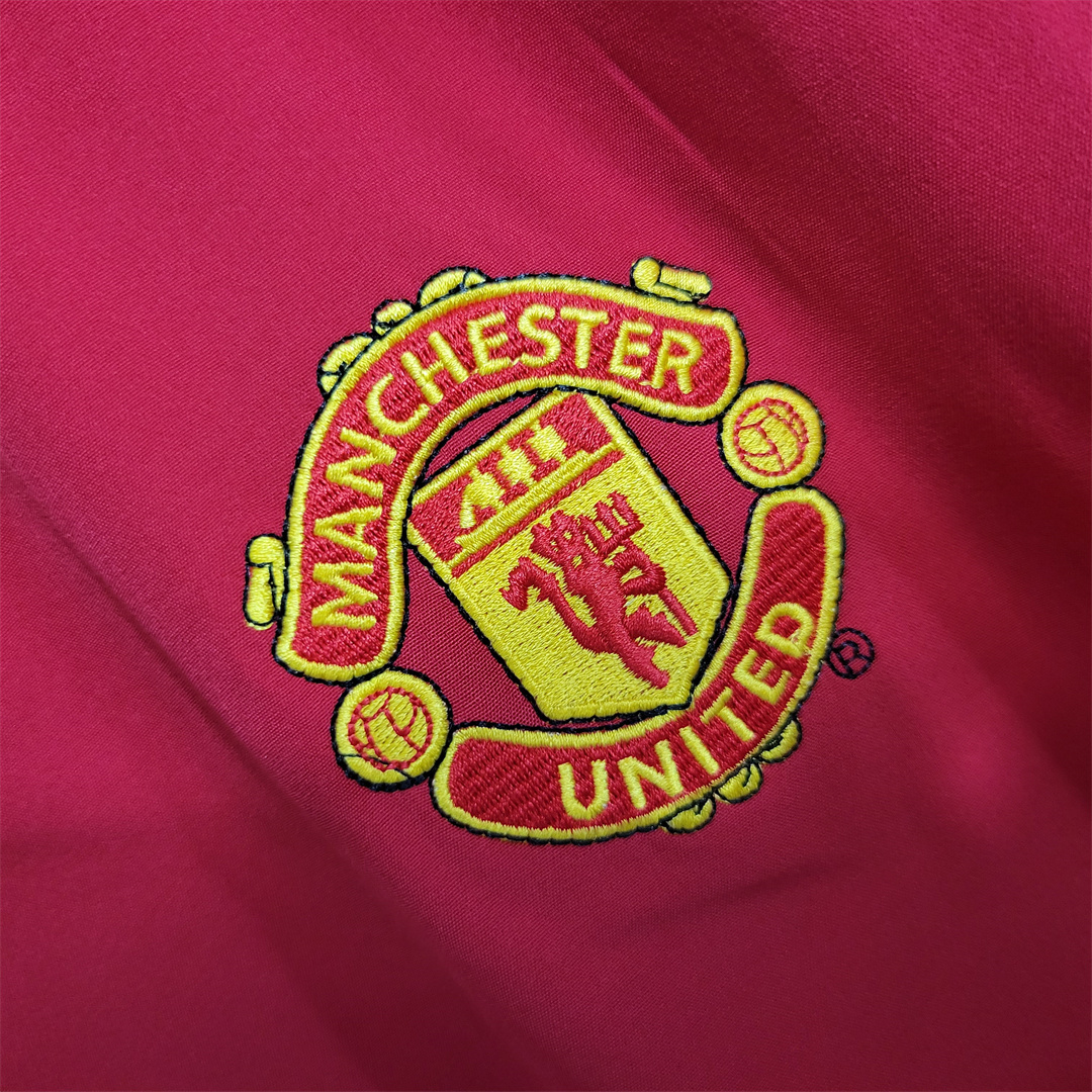 02-04 Manchester United home long sleeve 4