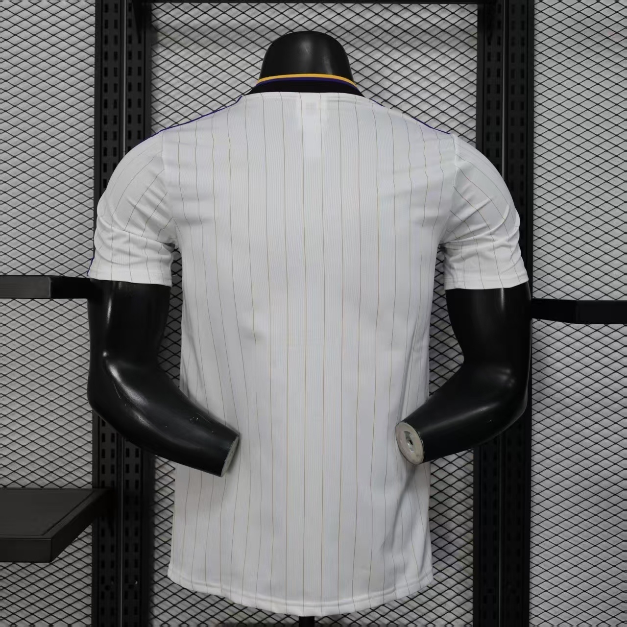 25-26 Manchester united Retro Style Football Shirt Apparels AAAAJersey Wholesale Yupoo 1