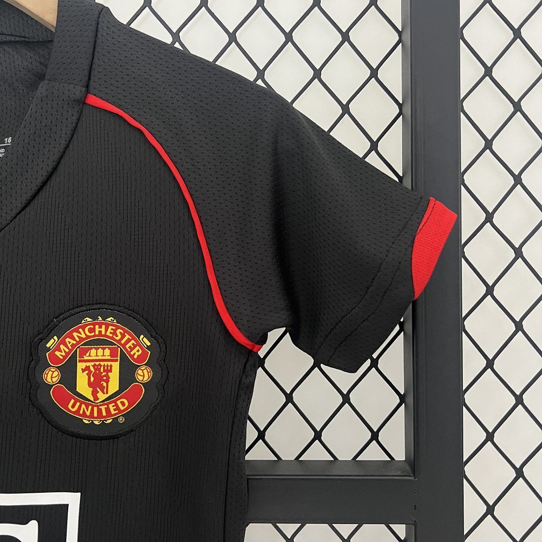 07-08 Manchester United Away Retro Kids Kits Children Sets Football AAAAJerseys Yupoo 9
