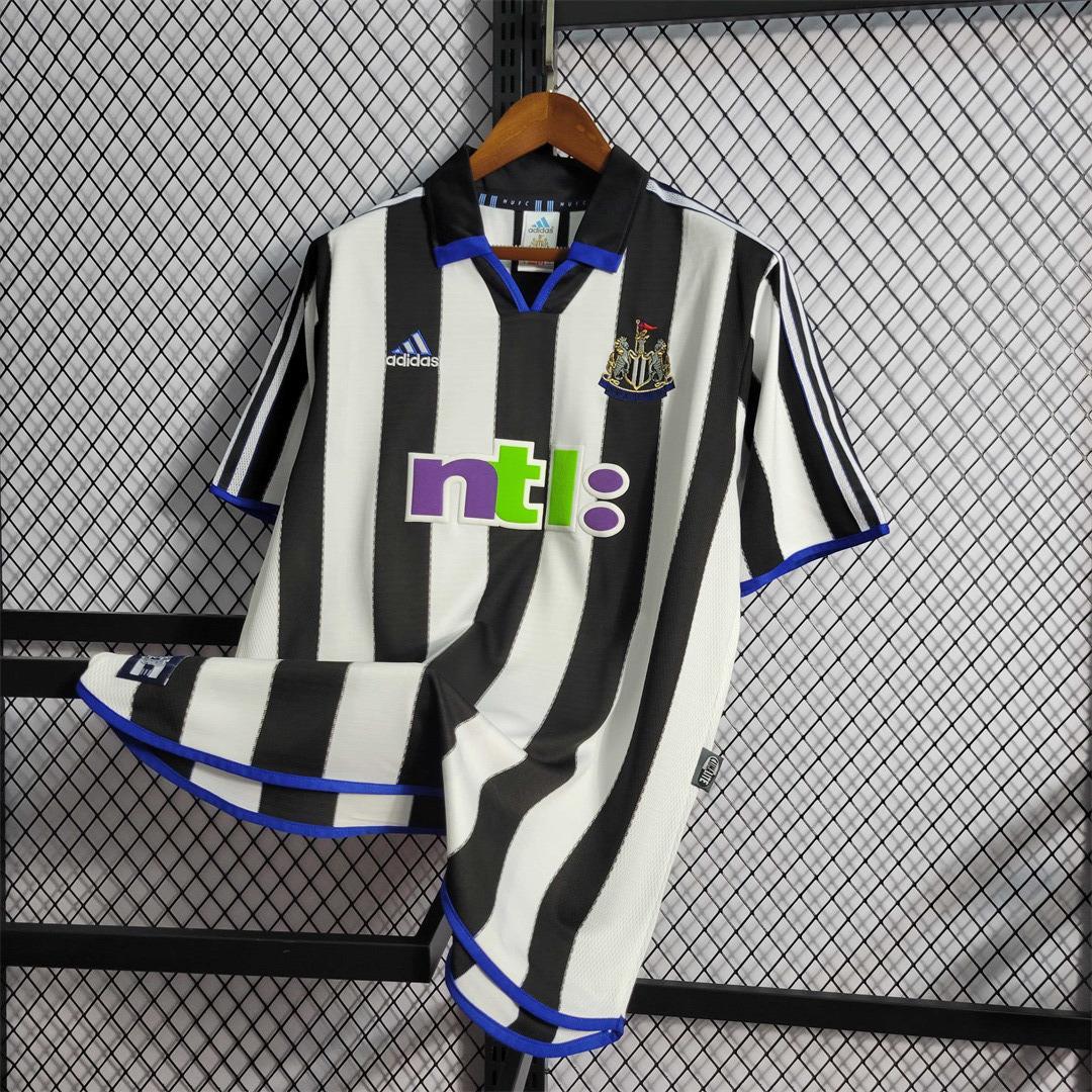 00-01 Newcastle home 8