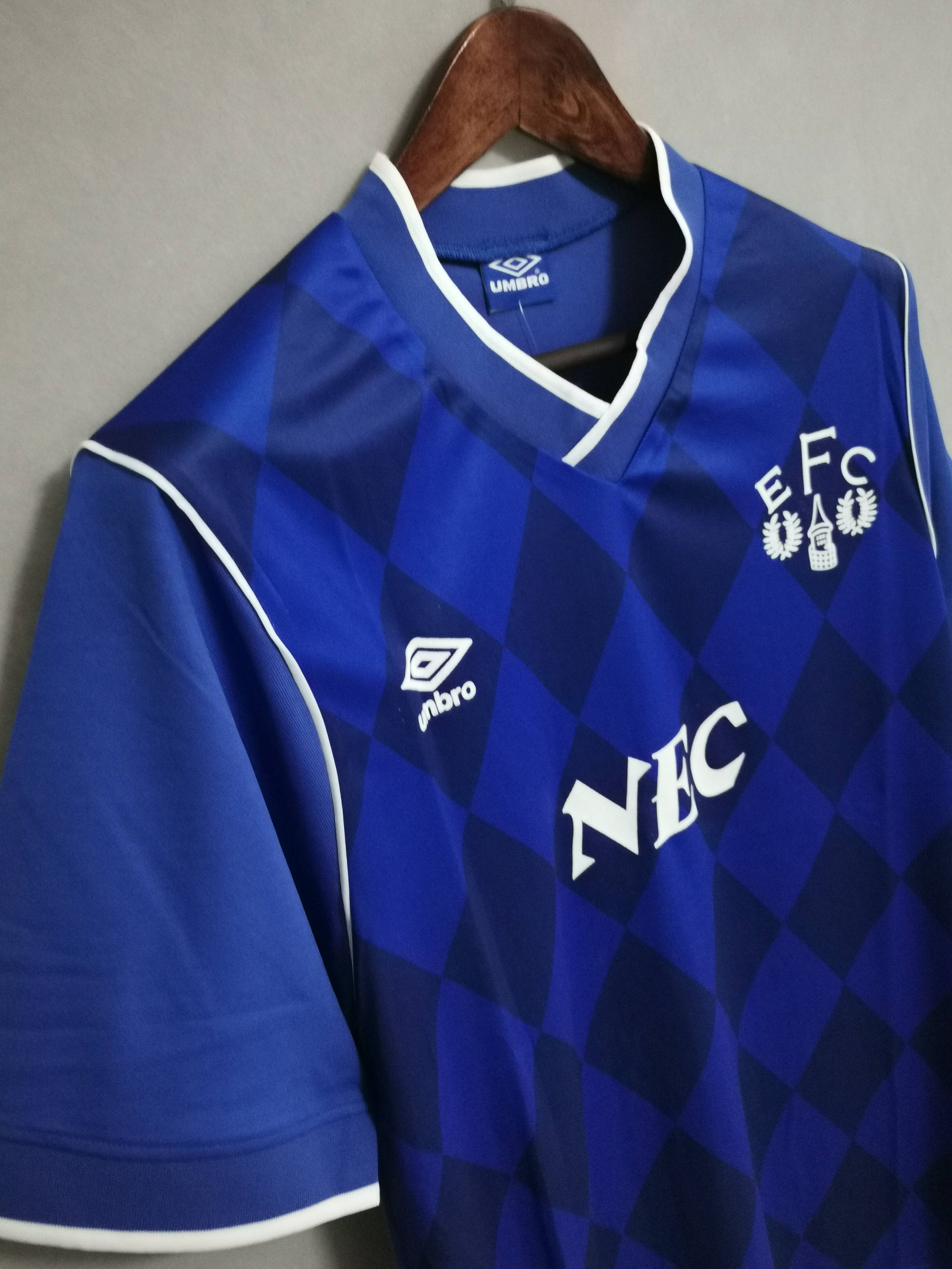 86-87 Everton home blue 6
