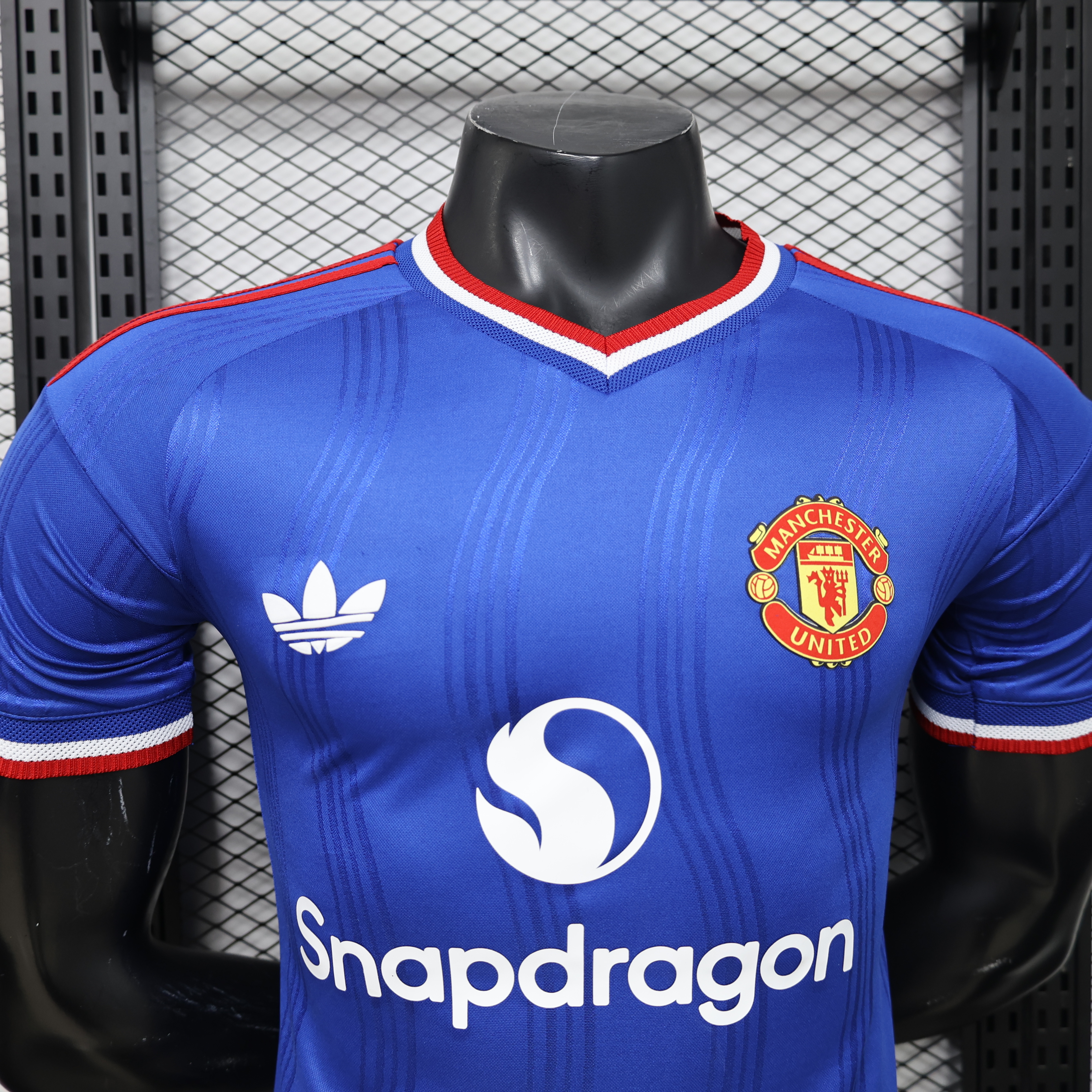 26-27 Manchester United Mens Kit Special Edition Player Soccer Shirt AAAAJersey Supply Yupoo 8 2