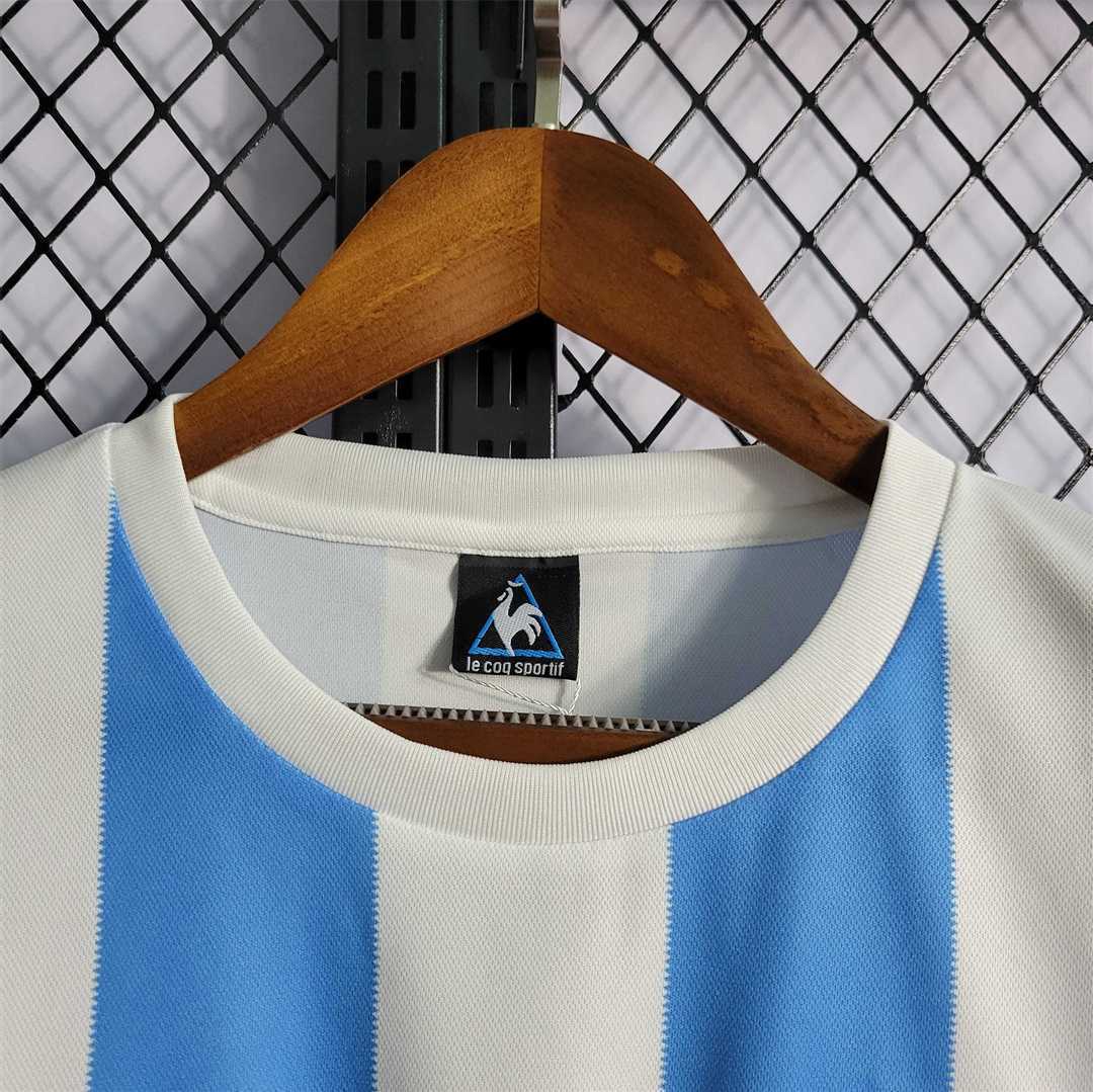 1986 Argentina home 1
