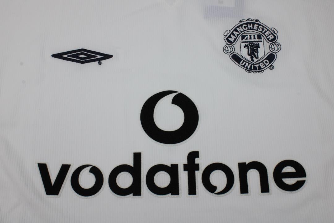 99-00 Manchester United away long sleeve 13