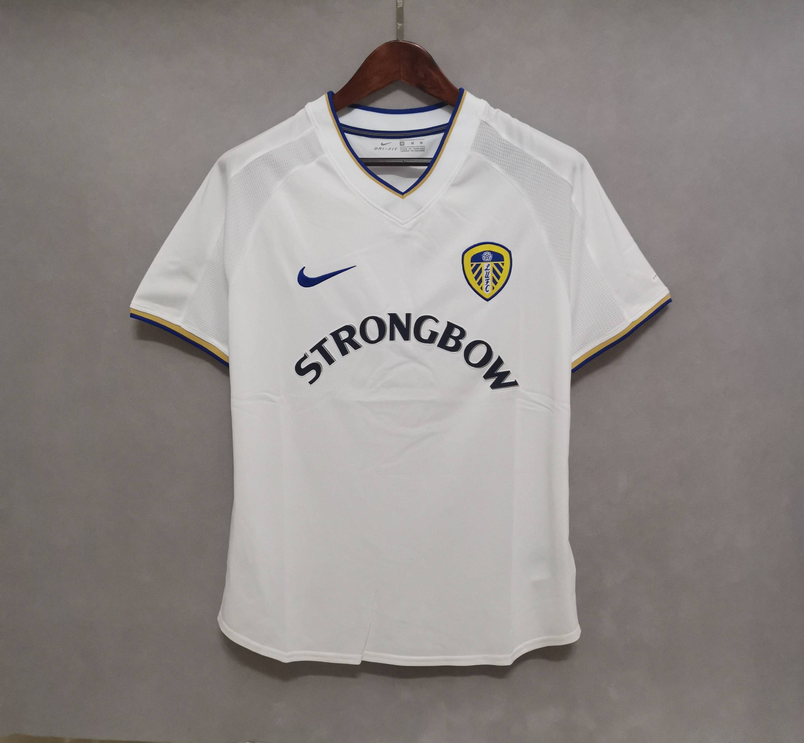00-01 Leeds United home