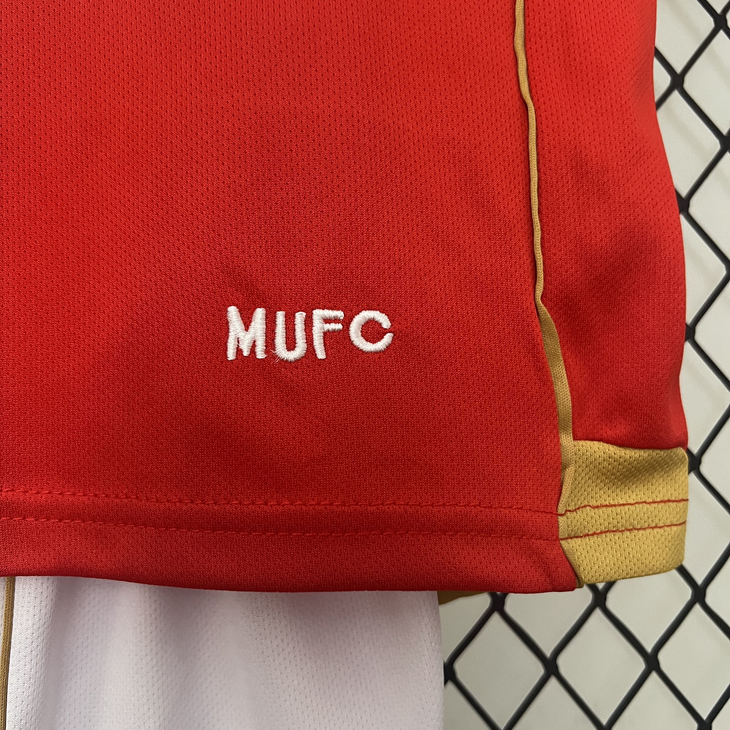 06-07 Manchester United Home Retro Kids Kits Children Sets Football AAAAJerseys Yupoo 6