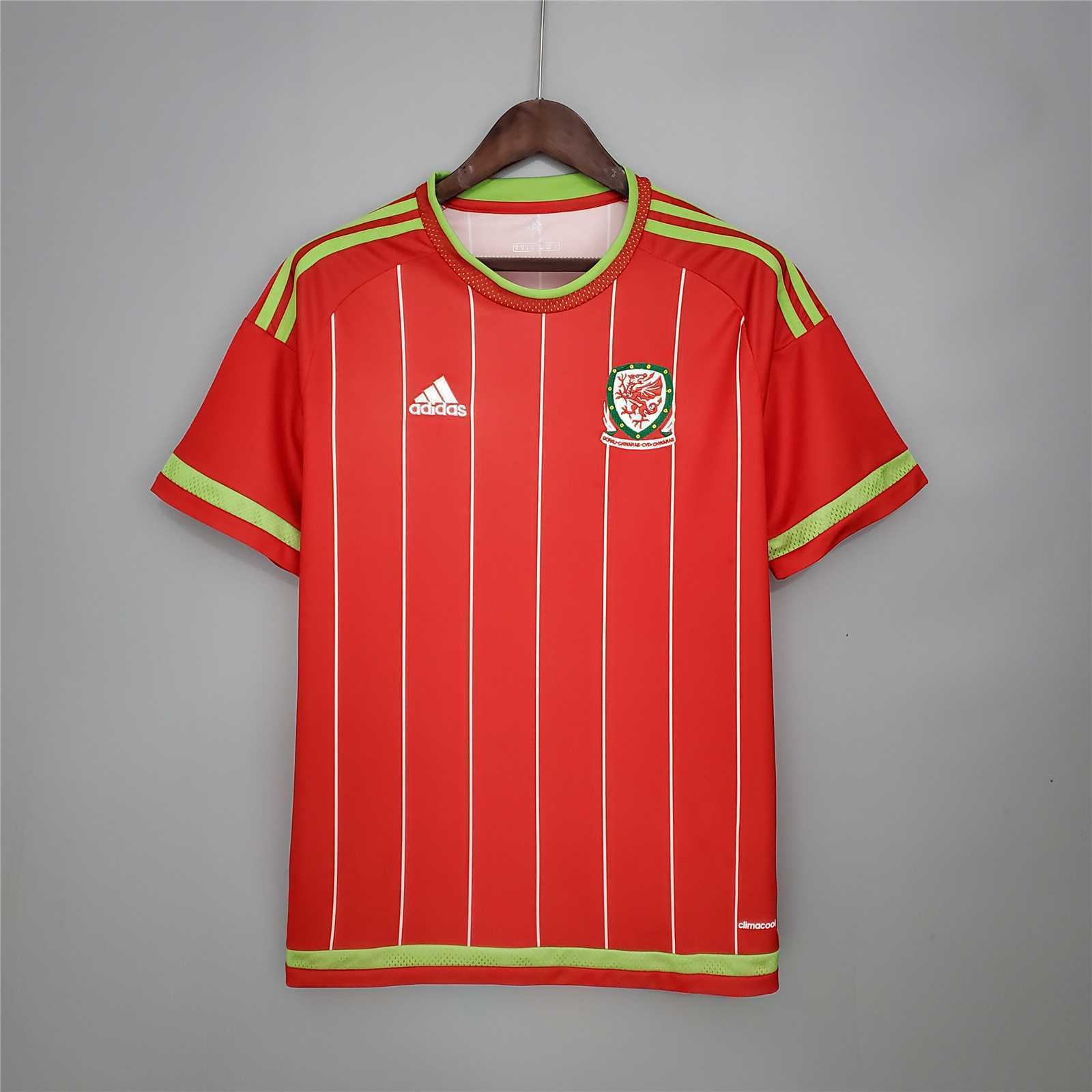 15-16 Wales home
