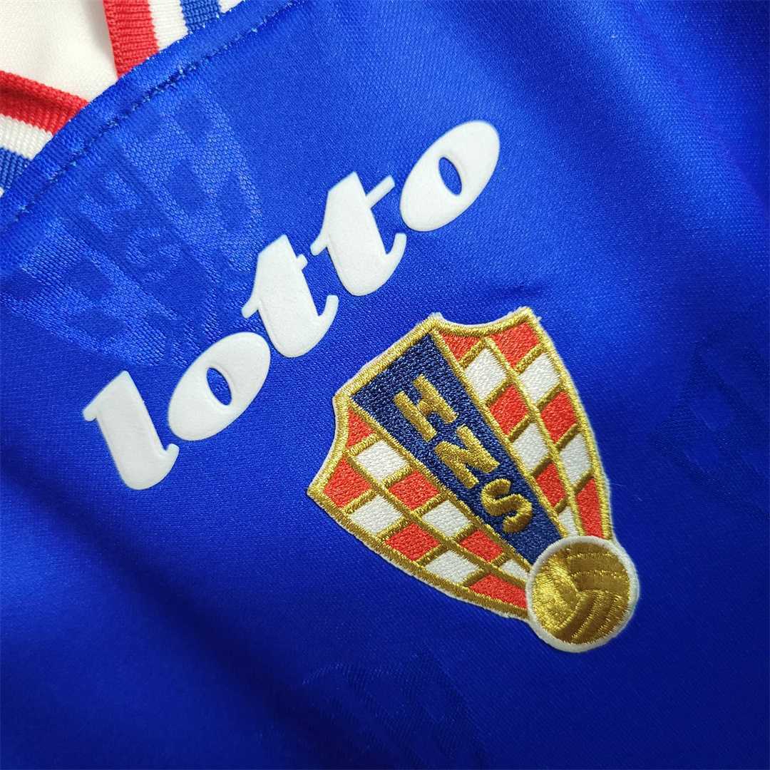 1998 Croatia home 1