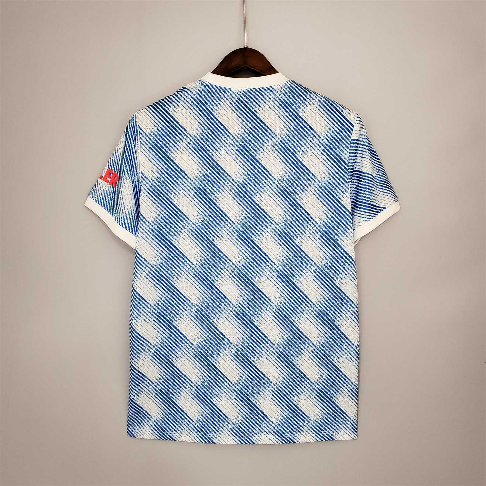 21-22 Manchester United away 4