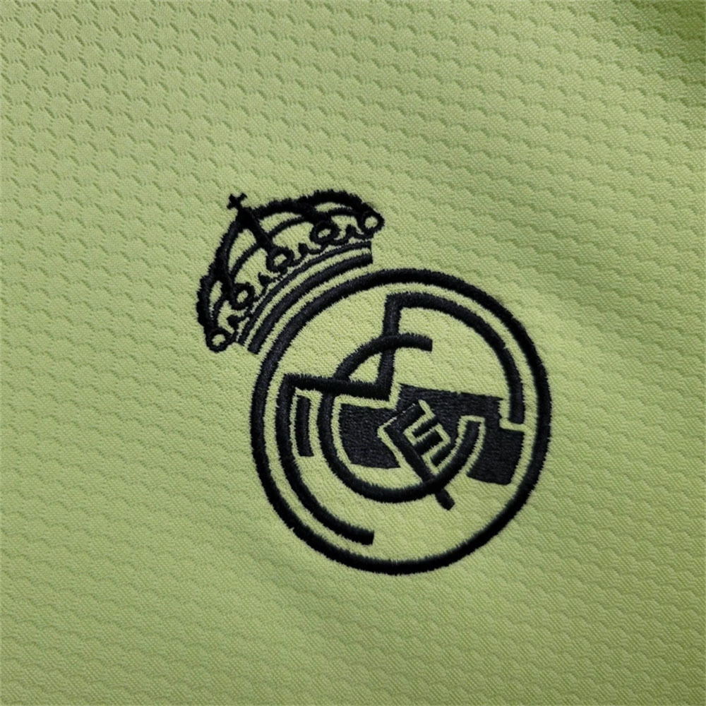 24-25 Real Madrid Third Goalkeeper Shirt AAAAJersey Supplier Yupoo 4