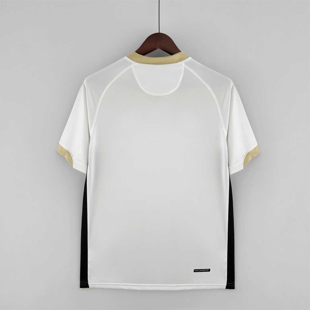 06-07 Manchester United away 5
