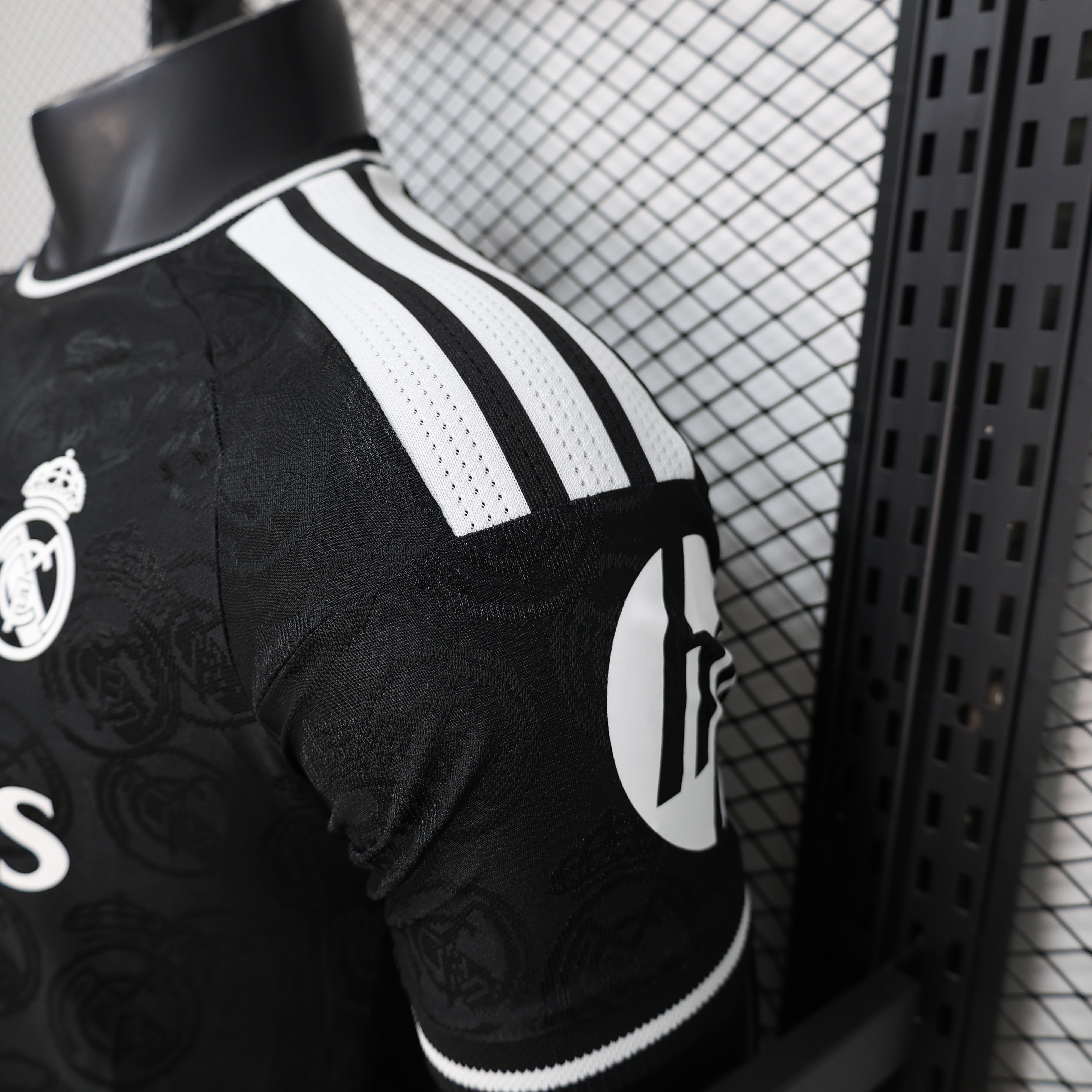 2026-27 Real Madrid Special Edition Football Shirt Player Edition AAAA Jersey Drop ship Yupoo 6