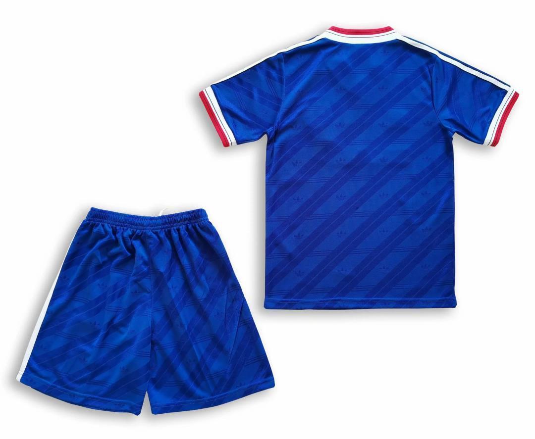 86-88 Manchester United blue away kid kits 5