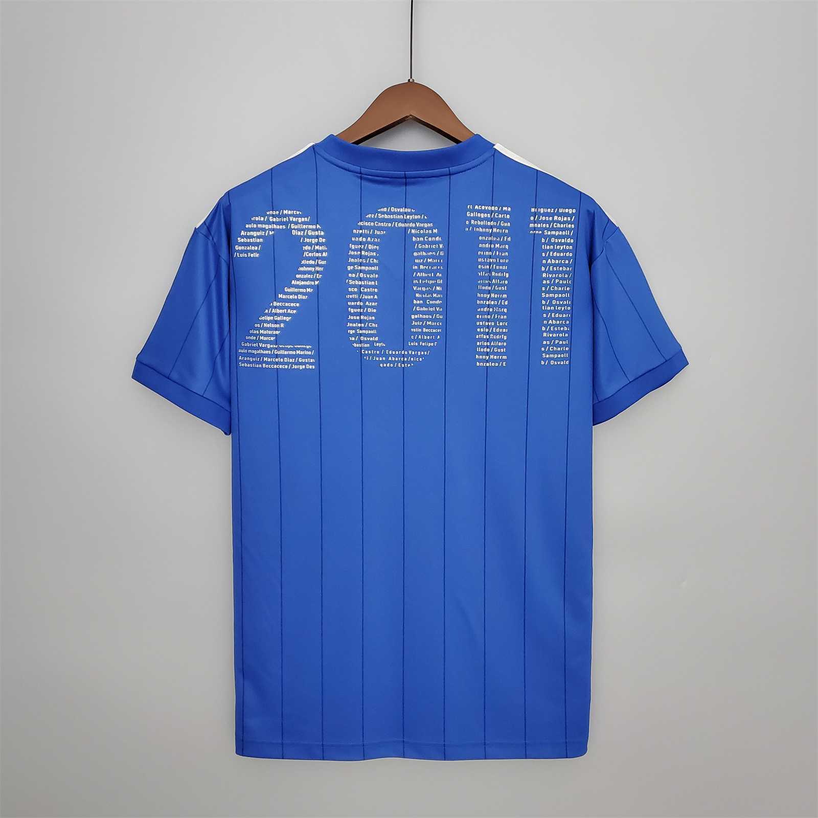 2011 University of Chile Commemorative Edition 5