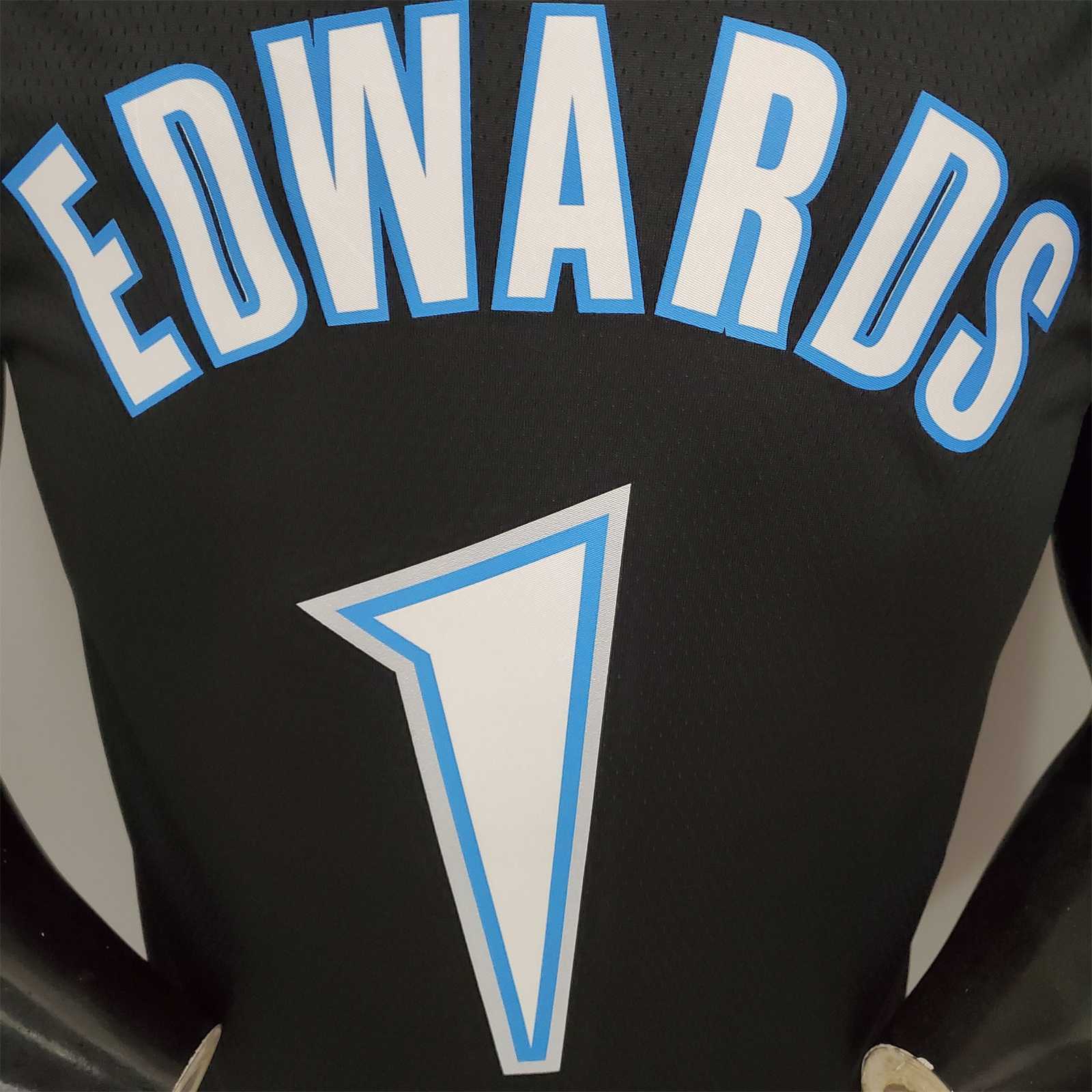 EDWARDS#1 2018 Retro Timberwolves Black 3