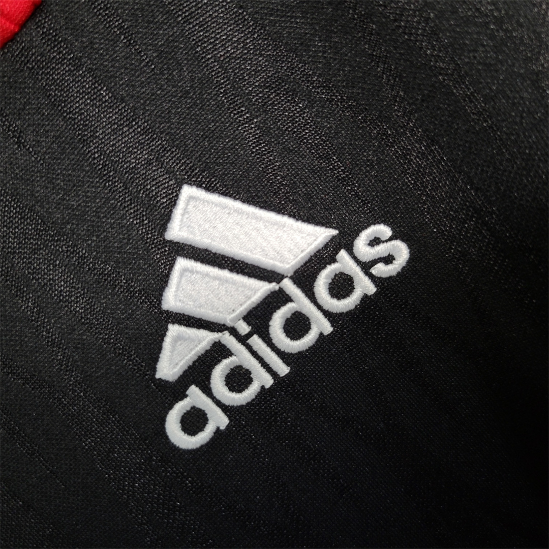 2010 Mexico away 7