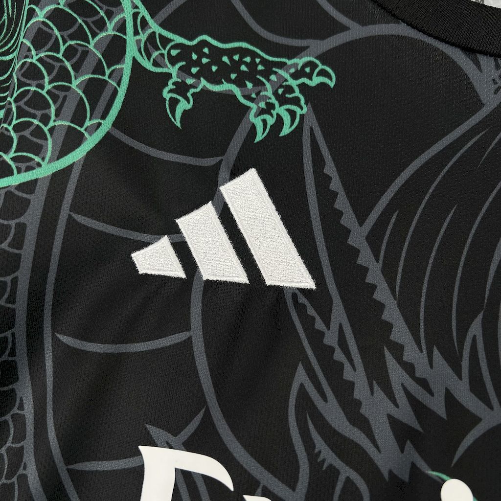 25-26 Real Madrid Green Dragon Special Edition Shirt AAAAJersey Dropship Yupoo 1