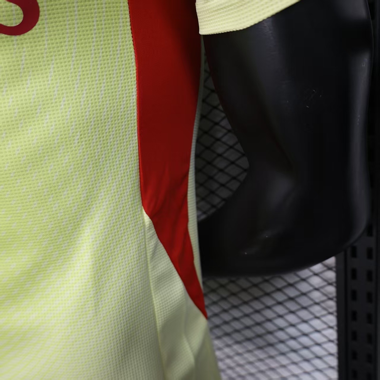 25-26 Arsenal Yellow Goalkeeper Kit Player Version Shirt Football Uniform AAAAJersey Dropship Y 7