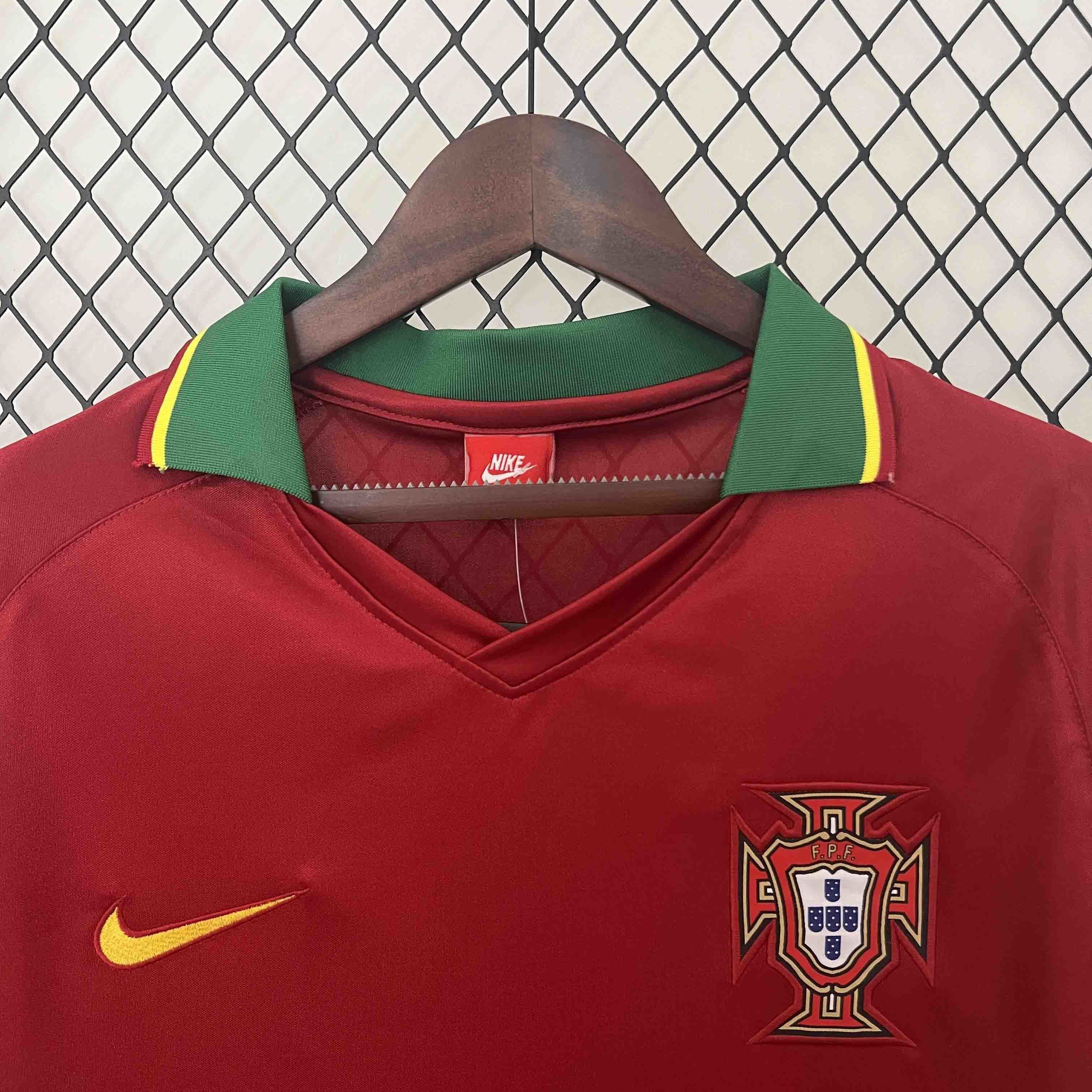 97-98 Portugal Home Retro Kit Vintage Shirt Football AAAAJersey Supplier 3