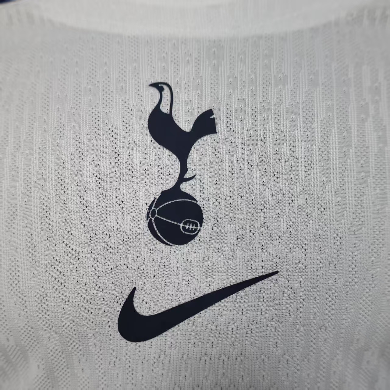 25-26 Tottenham HotSpur Home Kit Player Version Long Sleeve Shirt AAAAJersey Dropship Yupoo 1