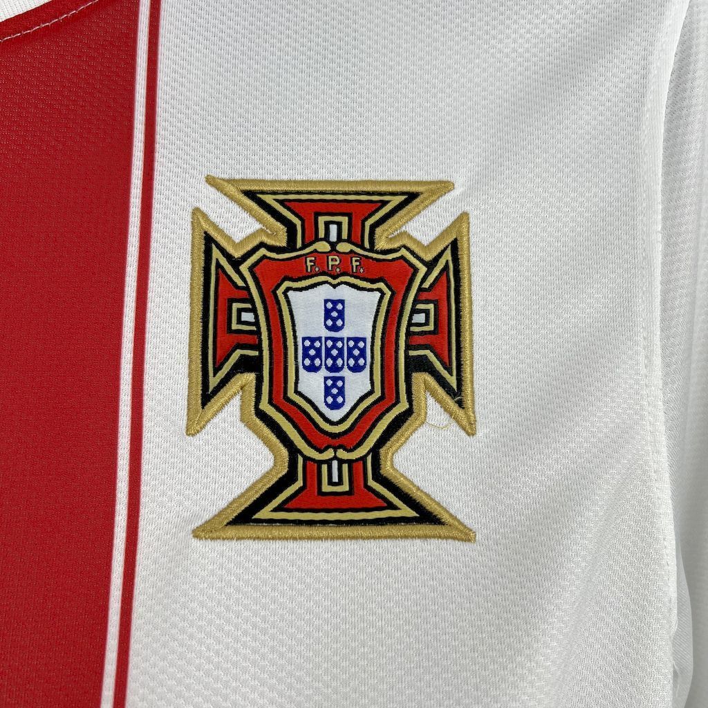 2010 Portugal Away Retro Kit Vintage Shirt AAAAJersey Supply Yupoo 3