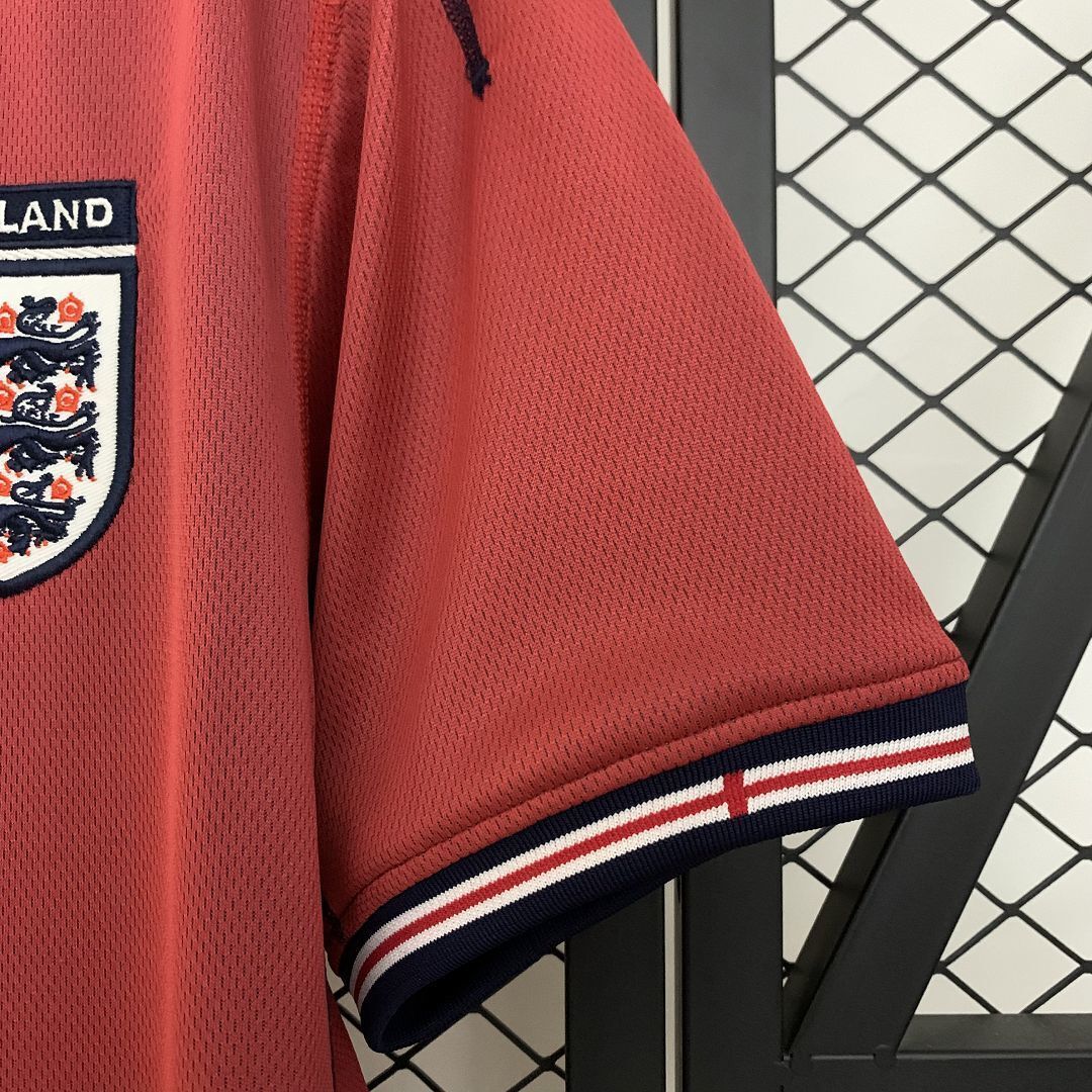 2002 England Away Retro Kit Vintage Shirt AAAAJersey Supply Yupoo 4
