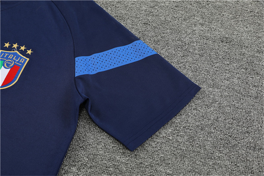 2022 Italy training suit blue 11