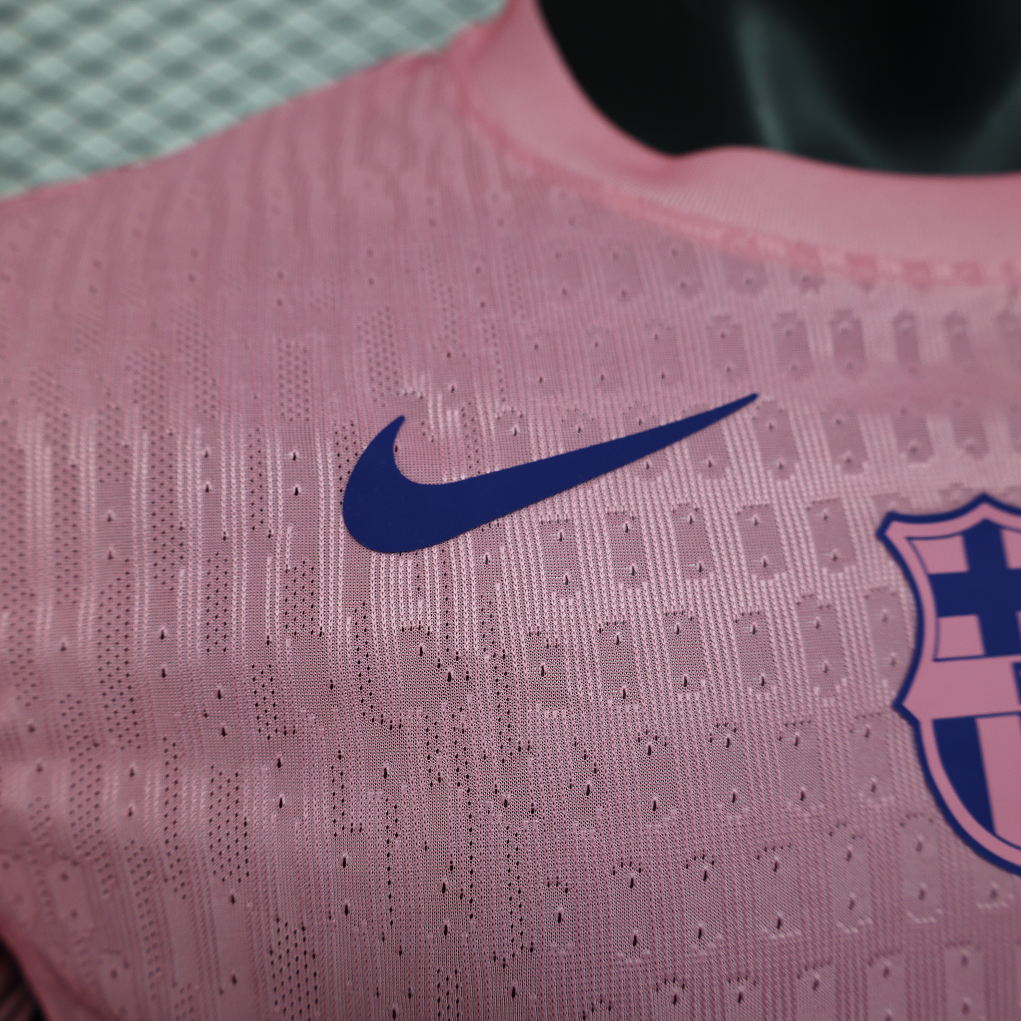 25-26 Barcelona Pink Kit Player Version Shirt AAAAJersey Supply Yupoo 6
