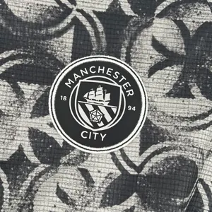 25-26 Manchester City Grey Training Shirt Football Uniform AAAAJersey Supply Yupoo 1