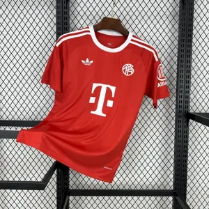 25-26 Bayern Munich Red Goalkeeper Shirt Soccer Uniform AAAAJersey Yupoo