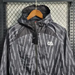 23-24 Windbreaker Americas Black 7