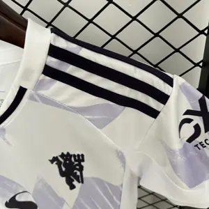 25-26 Manchester United Away Kid Kits Youth Apparels AAAAJersey Supply Yupoo 1
