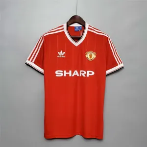 83-84 Manchester United home