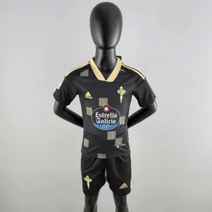 22-23 Celta away kids kit