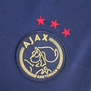 22-23 Ajax away 8
