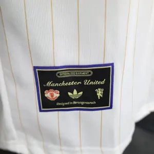 25-26 Manchester united Retro Style Football Shirt Apparels AAAAJersey Wholesale Yupoo 5