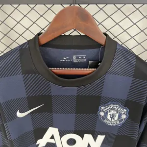 13-14 Manchester United Away Retro Kit Vintage Long Sleeve Shirt Soccer AAAAJersey Yupoo 2
