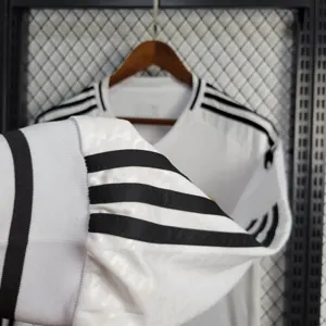 24-25 Real Madrid Home Long Sleeve Kit Football Apparels AAAAJersey Wholesale Yupoo 4