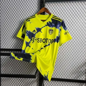 22-23 Leeds United away 3