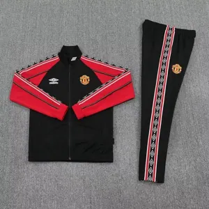 25-26 Manchester United Retro Red Football Tracksuits Long Jacket Suits 1