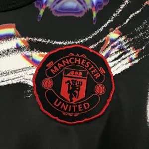 25-26 Manchester United Pre-Match T-Shirt Soccer AAAAJersey Supply Yupoo 5