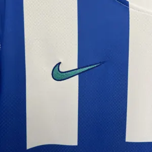 25-26 Brighton Home Kit Football Replicas AAAAJersey Supply Yupoo 2