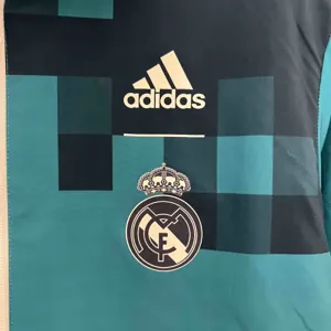 23-24 Real Madrid Trench Coat Reversible White&Blue Double-Sides Jacket AAAAJersey Yupoo 4
