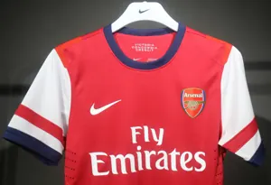 12-13 Arsenal Home Retro Kit Vintage Player Version Sino Shirt AAAAJersey Dropship Yupoo 3