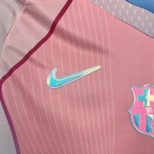 25-26 Barcelona Pink Special Edition(With CL Patch) Shirt Soccer Uniform AAAAJersey Yupoo 1