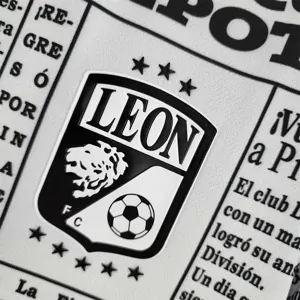 22-23 Leon away 4