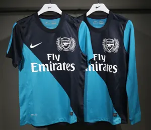 11-12 Arsenal Away Retro Kit Vintage Player Version Sino Shirt AAAAJersey Supply Yupoo 3